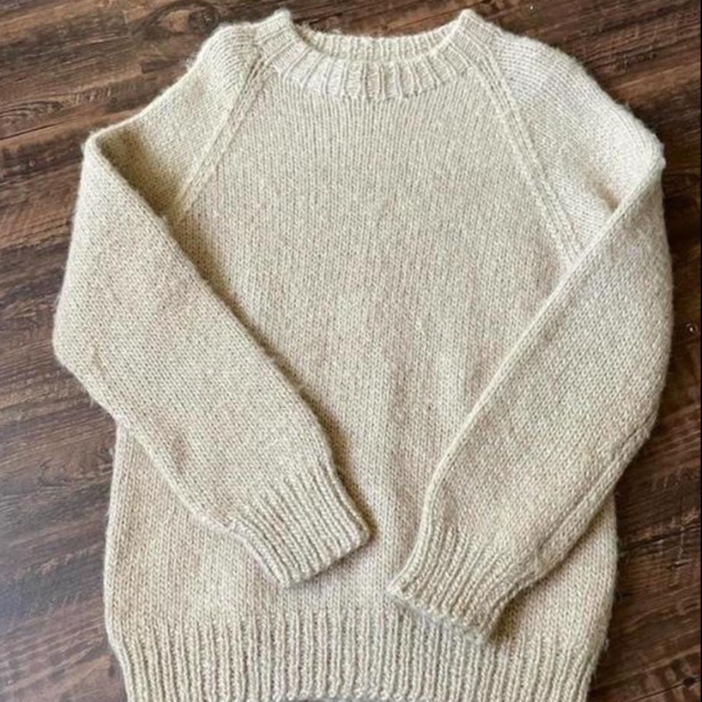 Vintage 70s chunky handmade sweater